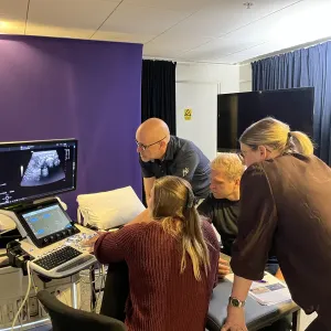 Utbildning av armbåge-underarm och hand